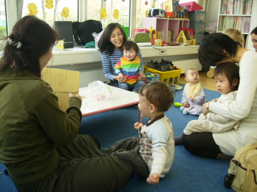 簡単な工作も行います